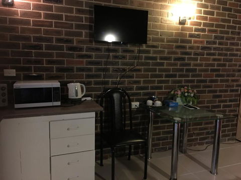 Motel Studio Room - Accommodation Gladstone 2