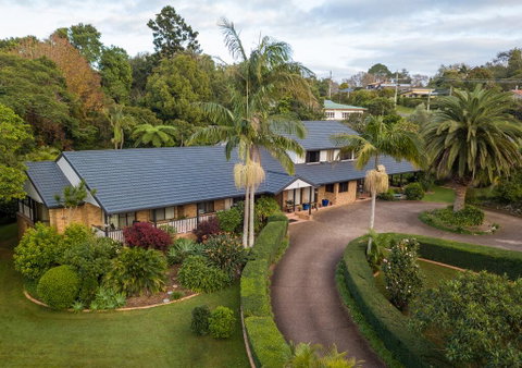 Mountain Sanctuary B&B - Accommodation Gladstone 0