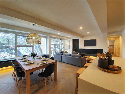 Mt Buller Chalet Hotel & Suites - Accommodation Gladstone 3