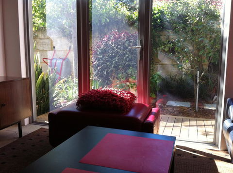 Mt Lawley Garden Apartment - Accommodation Gladstone 3