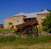 Mt Pleasant Holiday Homestead - Accommodation Gladstone