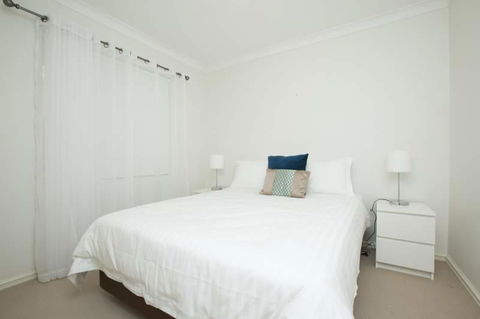 Mt Pleasant Short Stay - Accommodation Gladstone 1