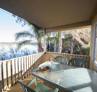 Mundic Waterfront Cottages - Accommodation Gladstone