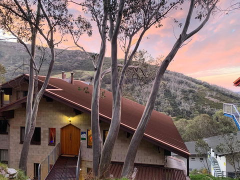 Murmeli Falls Creek - Accommodation Gladstone 0