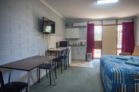 Murray Bridge Motor Inn - Accommodation Gladstone 2