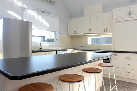 Murray's Place On Pakenham - Accommodation Gladstone 3