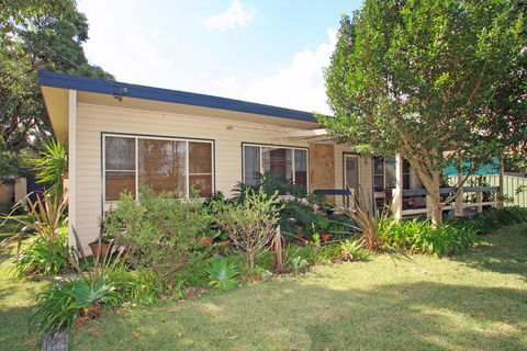 Nature's Beauty In Berrara - Accommodation Gladstone 0