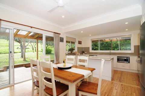 Nellsville Cottage - Kangaroo Valley - Accommodation Gladstone 3