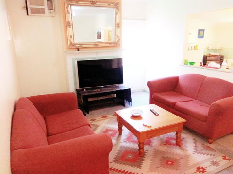 Forrest St Apartments - Accommodation Gladstone 2