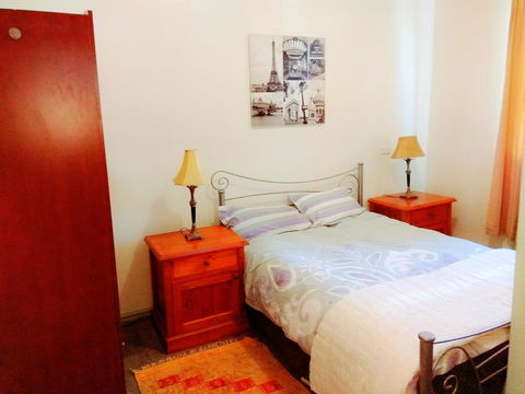 Forrest St Apartments - Accommodation Gladstone 10