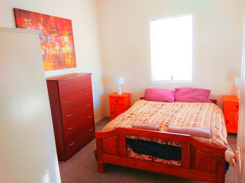 Forrest St Apartments - Accommodation Gladstone 15