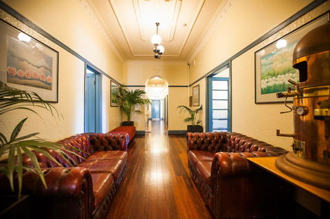 Captain Stirling Hotel - Accommodation Gladstone 31