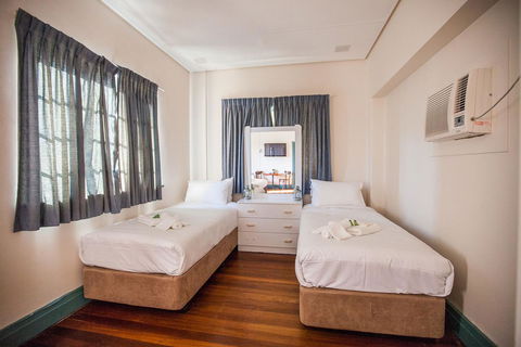 Captain Stirling Hotel - Accommodation Gladstone 35