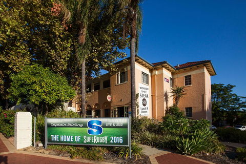 Captain Stirling Hotel - Accommodation Gladstone 4