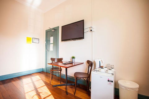 Captain Stirling Hotel - Accommodation Gladstone 38
