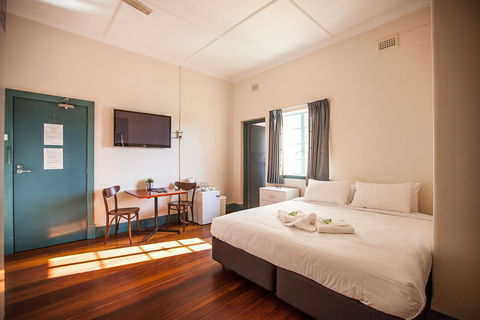 Captain Stirling Hotel - Accommodation Gladstone 36