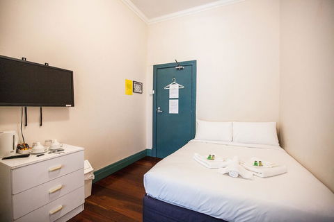 Captain Stirling Hotel - Accommodation Gladstone 33