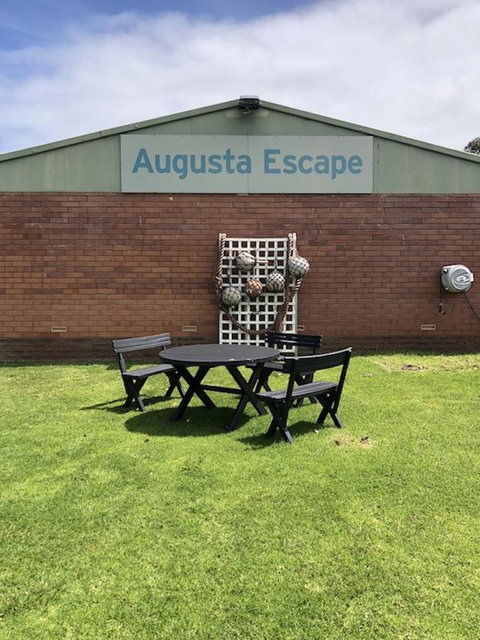 Augusta Escape Holiday Units - Accommodation Gladstone 29