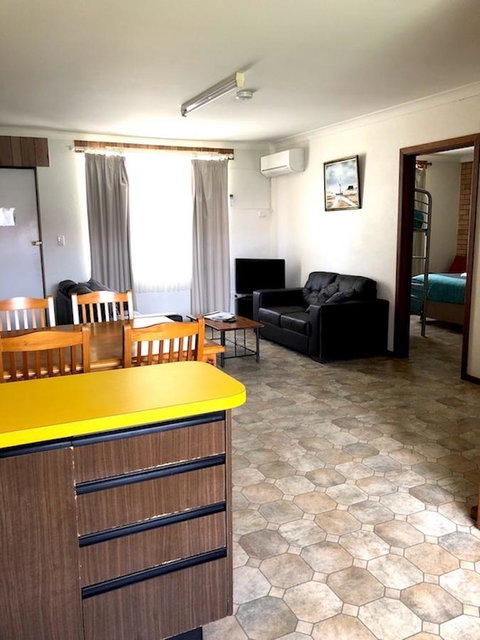 Augusta Escape Holiday Units - Accommodation Gladstone 21