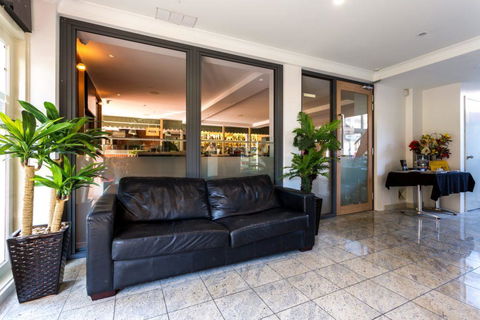 Baileys Parkside Motel By VetroBlu - Accommodation Gladstone 0