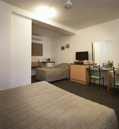 Baileys Parkside Motel By VetroBlu - Accommodation Gladstone 8