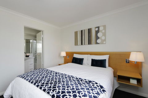 Hillarys Marina Apartment - Accommodation Gladstone 23