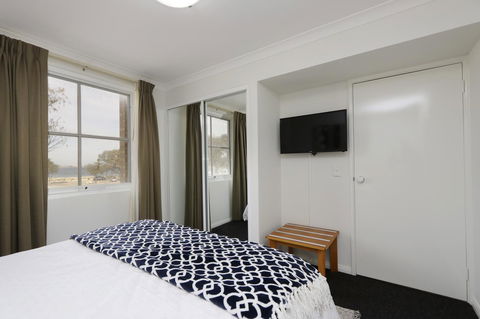 Hillarys Marina Apartment - Accommodation Gladstone 25