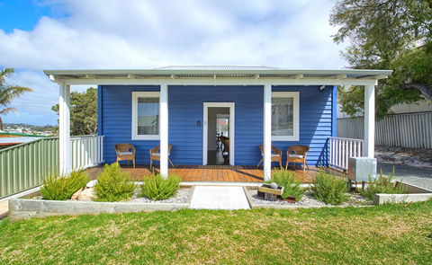 Jeffries Cottage - Accommodation Gladstone 0