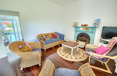 Jeffries Cottage - Accommodation Gladstone 16