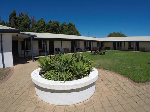 Busselton Ithaca Motel - Accommodation Gladstone 0