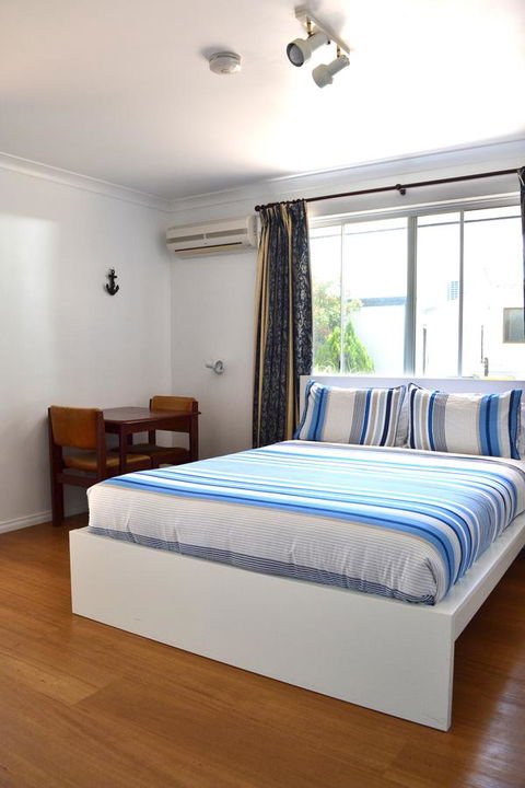 Busselton Ithaca Motel - Accommodation Gladstone 2