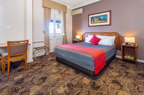 Quality Hotel Bayswater - Accommodation Gladstone 11