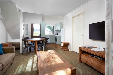 Broadwater Resort Como - Accommodation Gladstone 13