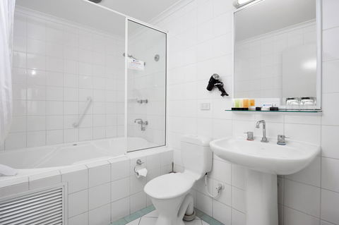 Broadwater Resort Como - Accommodation Gladstone 7