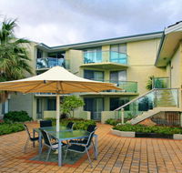 Scarborough Beach Front Resort - Shell Ten - Accommodation Gladstone