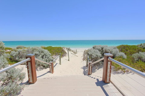 Quality Resort Sorrento Beach - Accommodation Gladstone 14