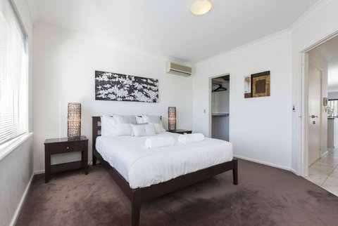 Cottesloe Beach House II - Accommodation Gladstone 16