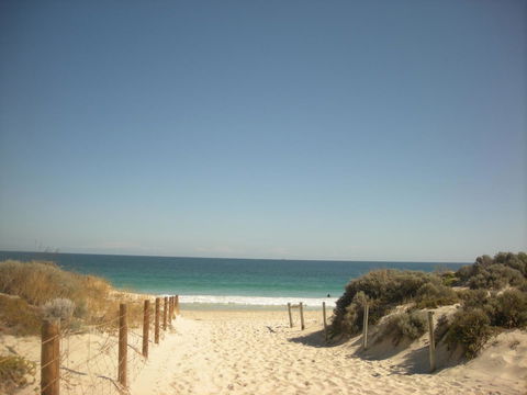 Dunes Scarborough Beach - Accommodation Gladstone 16