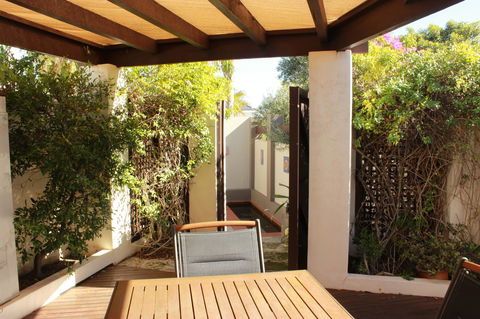 Dunes Scarborough Beach - Accommodation Gladstone 10