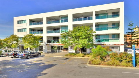 Nautica Residences Mandurah - Accommodation Gladstone 20