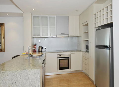 Nautica Residences Mandurah - Accommodation Gladstone 18