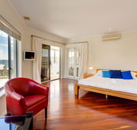 Cottesloe Contemporary Villa - Accommodation Gladstone