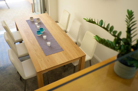 Cottesloe Artist's Beach Retreat - Accommodation Gladstone 10