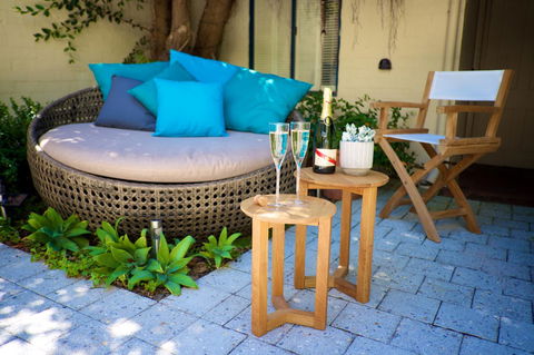 Cottesloe Artist's Beach Retreat - Accommodation Gladstone 34