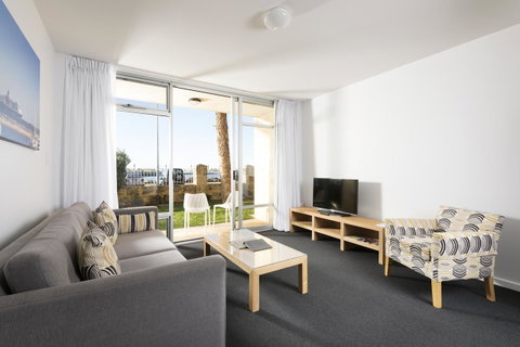Be. Fremantle - Accommodation Gladstone 4