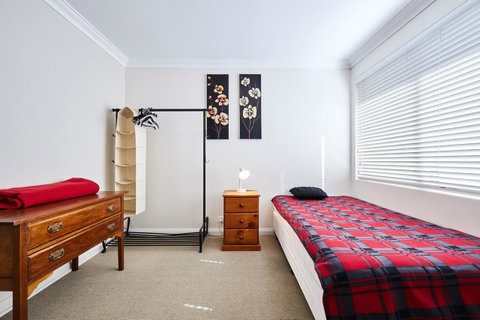 Fremantle Townhouse U/5 - Accommodation Gladstone 9