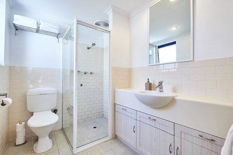Fremantle Townhouse U/5 - Accommodation Gladstone 6