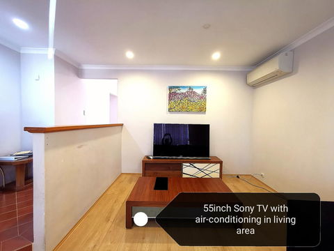 Cosy Easy Access Home Near Perth CBD And Fremantle - Accommodation Gladstone 5