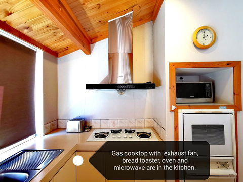 Cosy Easy Access Home Near Perth CBD And Fremantle - Accommodation Gladstone 10