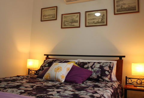Jacaranda Hideaway Bed & Breakfast - Accommodation Gladstone 1